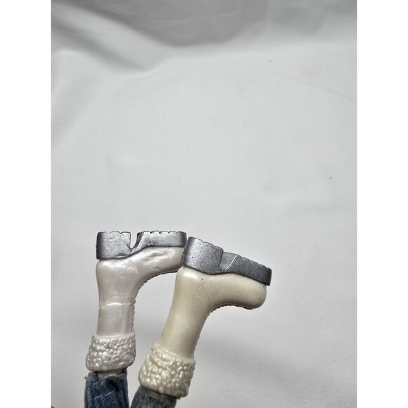 2004 Lil Bratz Sno Fun Ailani MGA Entertainment Different Outfit Mini Doll READ - Picture 9 of 14